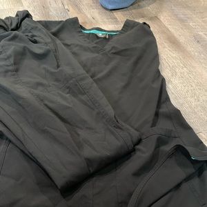 Black scrubs